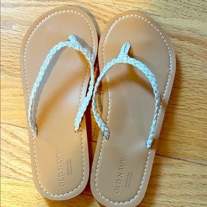 NWOT Old Navy flipflops